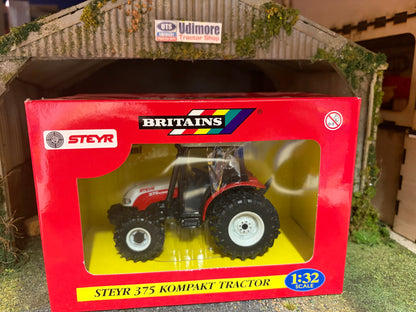 Vintage Britains Steyr 375 Kompakt Tractor 42023 Original Dealer Box Obsolete 1:32 Scale