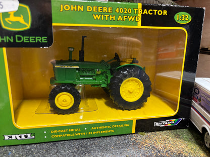 42336 Britains John Deere 4020 Tractor 4wd AFWD 1:32 scale obsolete