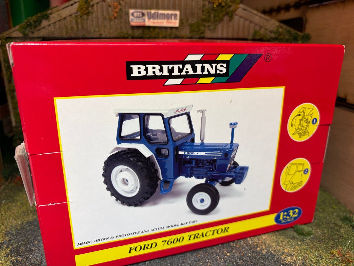 Britains 42416 Ford 7600 Tractor 1:32 Scale – Boxed Obsolete