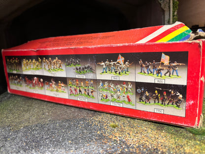 Britains 7153 Farming Family Workers 1:32 scale boxed Obsolete