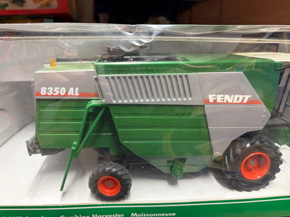 Vintage Siku 4250 Fendt 8350 AL Combine Harvester 2001 1:32 Scale – Boxed Obsolete