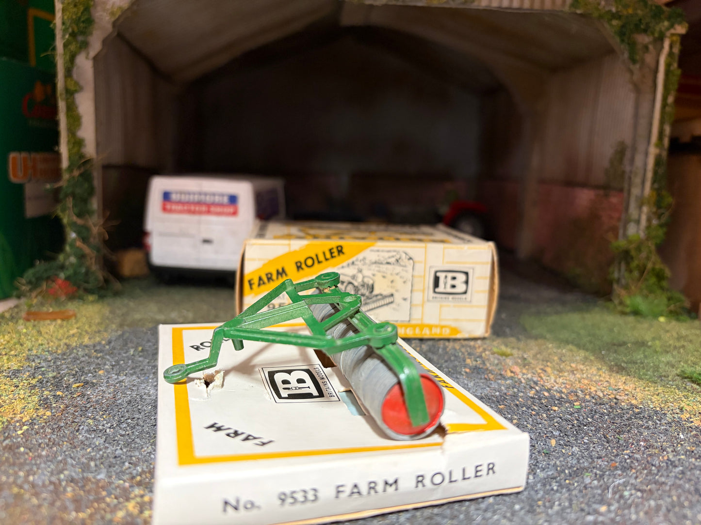 Vintage Britains Green Farm Roller First Edition 1:32 Scale Boxed Obsolete - 9533
