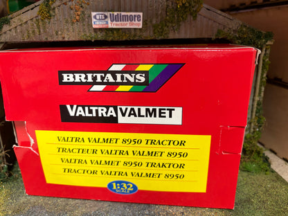 RARE Britains 00236 Valmet 8950 Claas Green Limited Edition 1 of 2300 1:32 – Boxed Obsolete