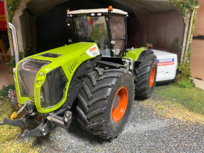 Wiking Claas Xerion 5000 1st Edition tractor 1:32 scale Boxed OBSOLETE