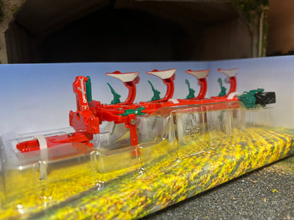 Britains Kverneland 4 furrow Plough 1:32 scale boxed 43344