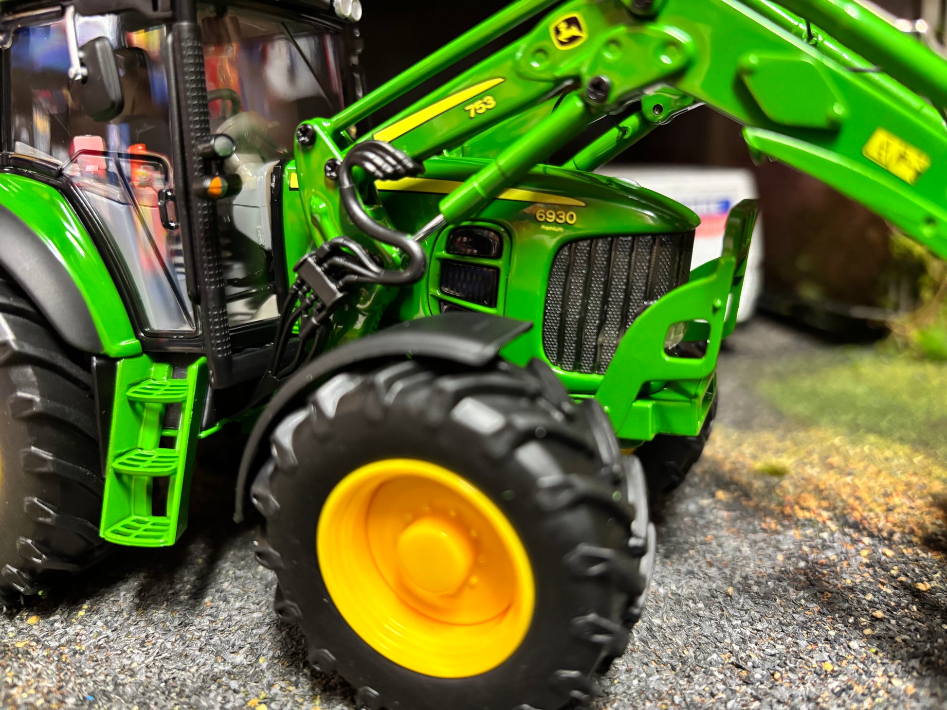 Wiking John Deere 6930 premium tractor with 753 loader, 1:32 scale, boxed limited edition