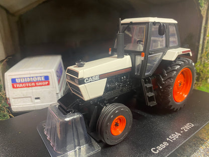 Universal Hobbies CASE International 1594 2wd Tractor BOXED 1:32 scale UH5361