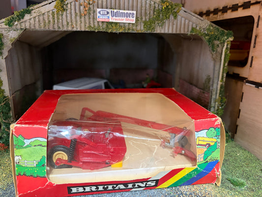 Britains Vicon Grass Mower Rainbow Box 1:32 Scale Obsolete - 9531