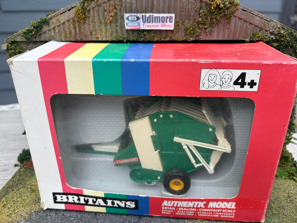 Vintage Britains 9532 Green Farmhand Round Baler 1:32 Scale – Obsolete Banded Box