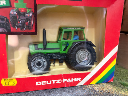 Vintage Britains Deutz DX92 Tractor 9526 Original rare Rainbow Box Obsolete 1:32 Scale (1985)