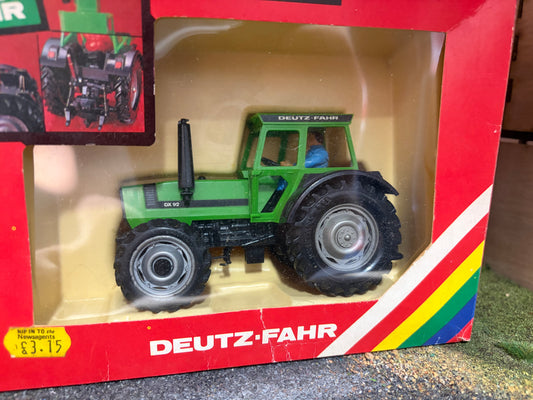 Vintage Britains Deutz DX92 Tractor 9526 Original rare Rainbow Box Obsolete 1:32 Scale (1985)