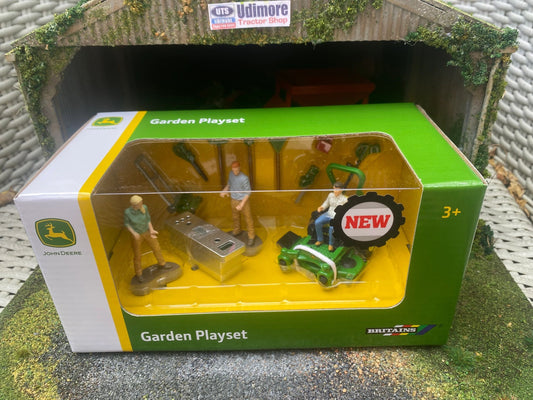 43386 Britains John Deere Garden Playset 1:32 BOXED Image