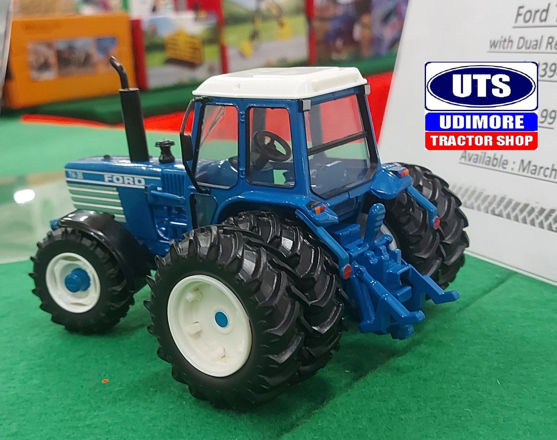 43394 Britains Ford TW35 with removable rear Duals Tractor 1:32 scale New BOXED Image 5