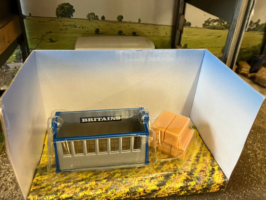 43396 Britains Link Box 1:32 scale New BOXED Image 2