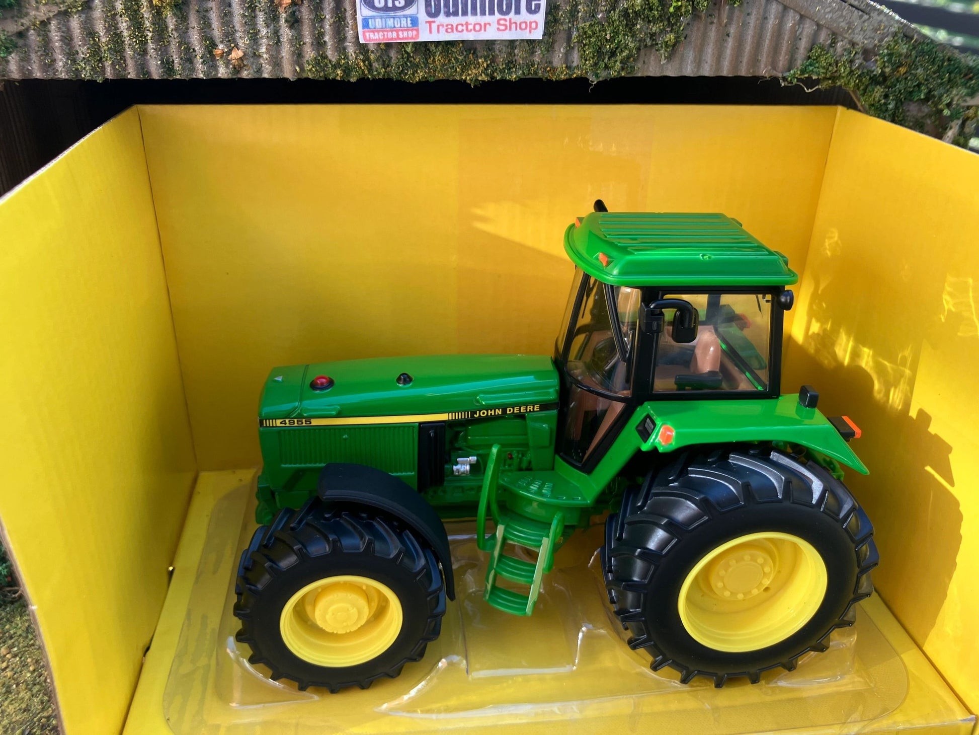 43407 Britains John Deere 4955 Tractor 1:32 BOXED Image 9