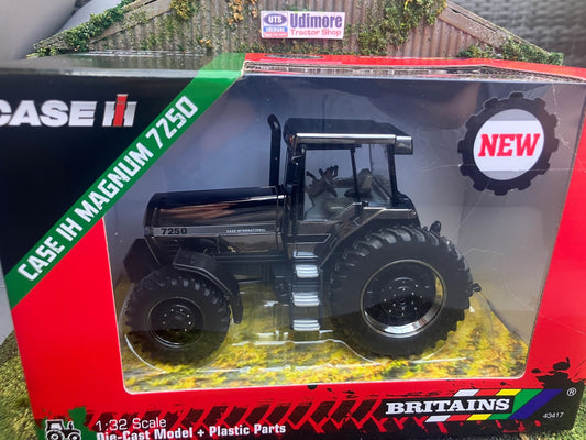 43417GM Britains GUN METAL CASE Magnum 7250 Tractor 1:32 scale New Limited Edition Image
