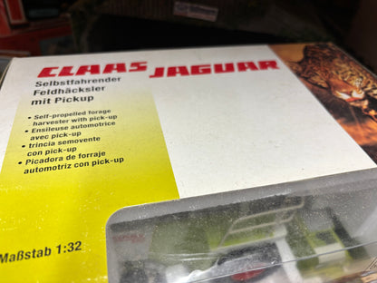 CLAAS Jaguar 880 Forage Harvester 1:32 scale Norscot