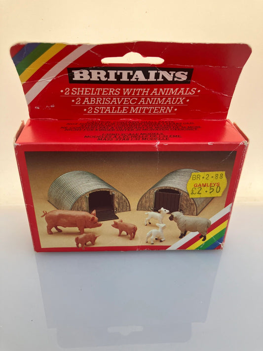 4703 Vintage Britains Animal Shelters set 1:32 scale Image