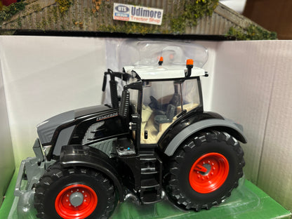 Limited Edition Britains Black Fendt 826 Tractor 1:32 scale New BOXED 43432