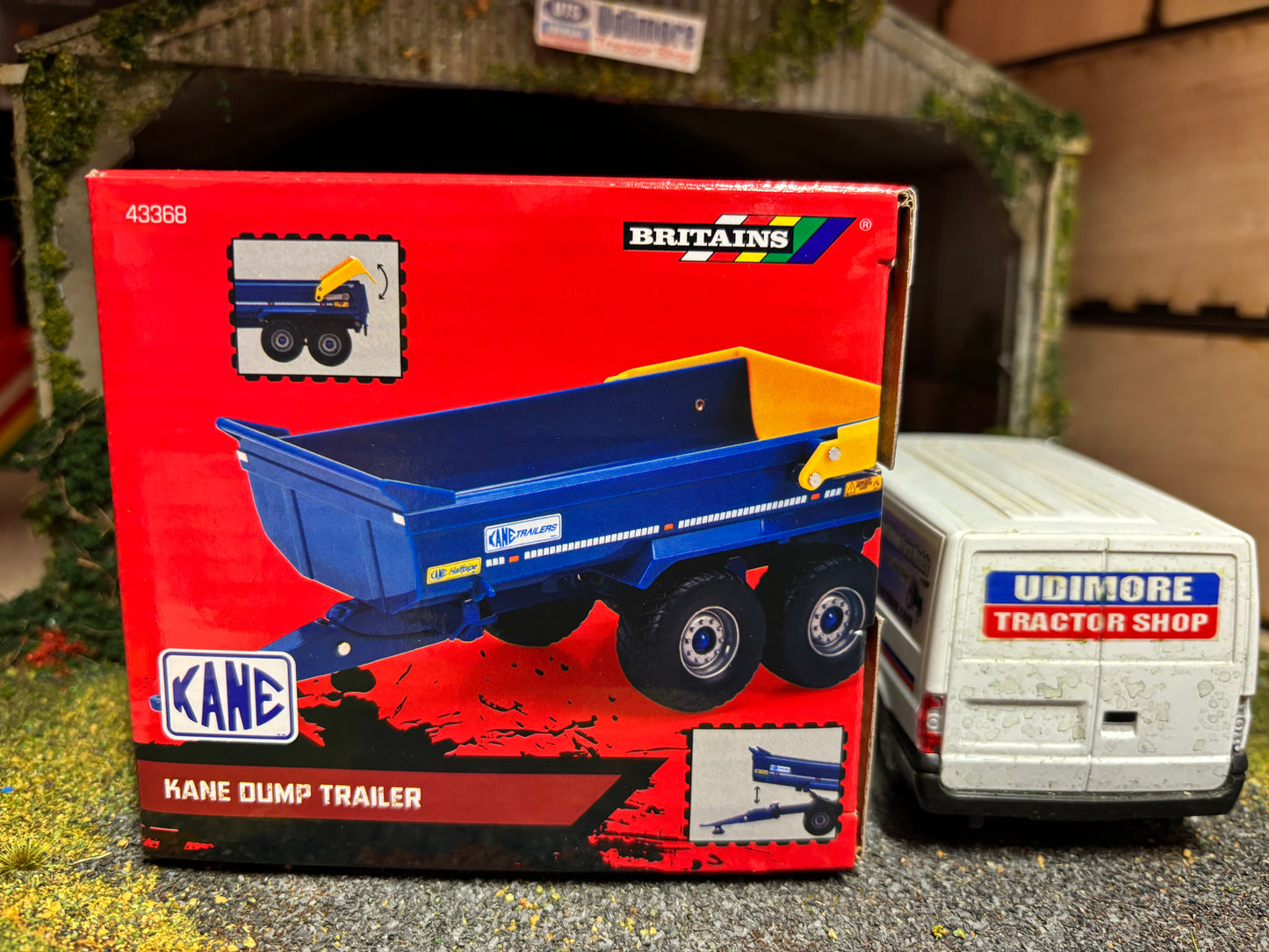 43368 Britains Kane Dump Trailer 1:32 BOXED