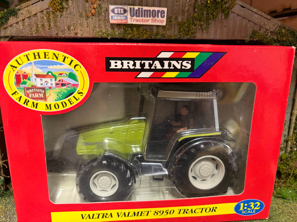 RARE Britains 00236 Valmet 8950 Claas Green Limited Edition 1 of 2300 1:32 – Boxed Obsolete