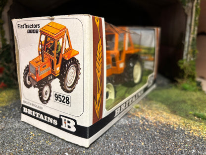 9528 Britains Orange Fiat 880 DT Tractor in original Straw Box obsolete
