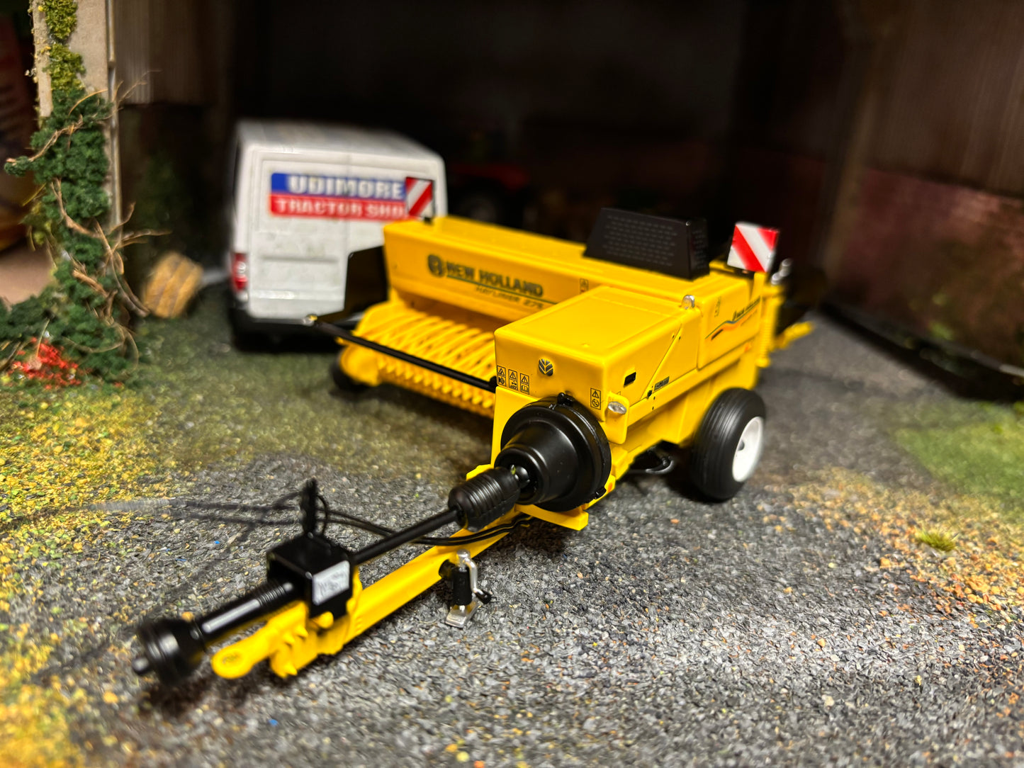 New Holland Hayliner 275 Baler Marge Models 1:32 scale BOXED
