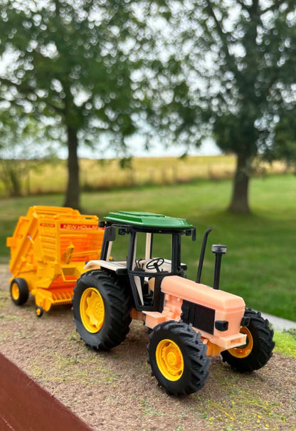 MAP Miniagripassion New Holland 841 Baler Yellow Version Scratch-Built UTS Exclusive – 1:32 Scale – COLLECTION ONLY