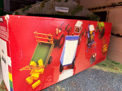 9534 Vintage Britains Krone Benac RBR 3000 bale trailer 1:32 scale Rainbow box Obsolete