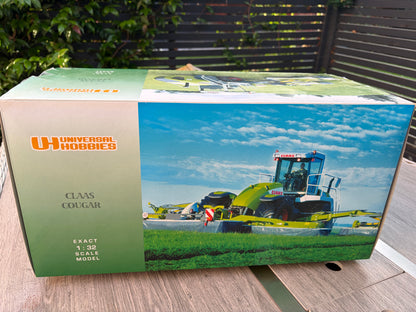 UH2606U CLAAS Cougar 1400 Self-Propelled Mower Universal Hobbies 1:32 – Used Obsolete