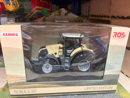 Limited Edition Claas Axion Stotz Tractor 1:32 scale Boxed ROS
