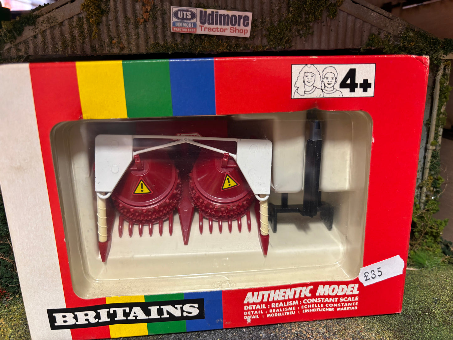 9497 Britains Kemper Champion 3000 Rotary Crop Header  1:32 BOXED obsolete