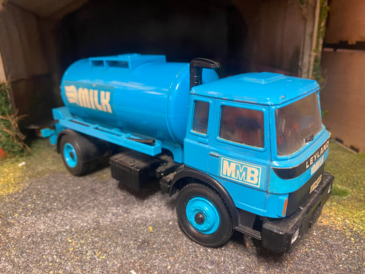 Britains Magirus Leyland Milk Tanker 1:32 scale 1980s