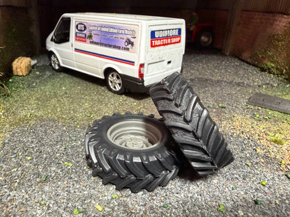 04259 pair of 4wd Tractor Front wheels 45mm x 15mm  Artisan32 farm machinery 1:32 scale