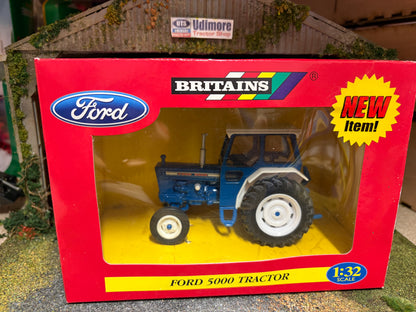 Britains 42196 Ford 5000 Tractor 2007 Version 1:32 Scale – Boxed Obsolete