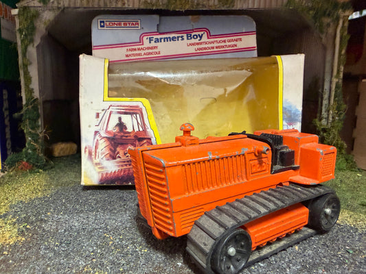 Lonestar Farmers Boy Crawler Tractor 1:32 scale boxed 1986