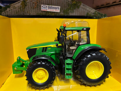 Britains John Deere 6M 240 Tractor 1:32 scale New BOXED 43406