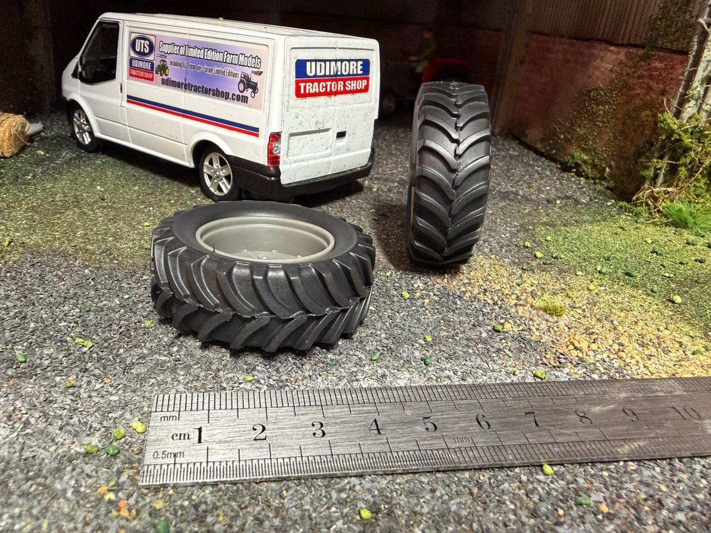 04287 pair of Rear wheels 53mm x 18mm  Artisan32 farm machinery 1:32 scale