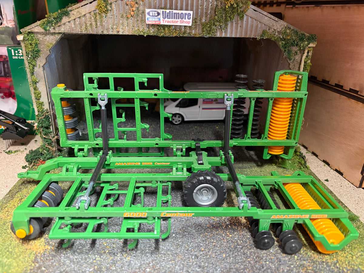 Vintage Siku 2053 Amazone Centaur 6000 Cultivator Disc Harrow 2004 1:32 – Boxed Obsolete