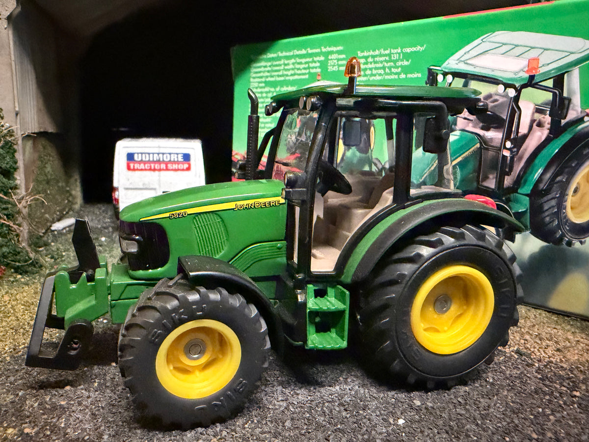 RARE Siku John Deere 5820 Tractor 3050 – 1:32 Scale Boxed Obsolete