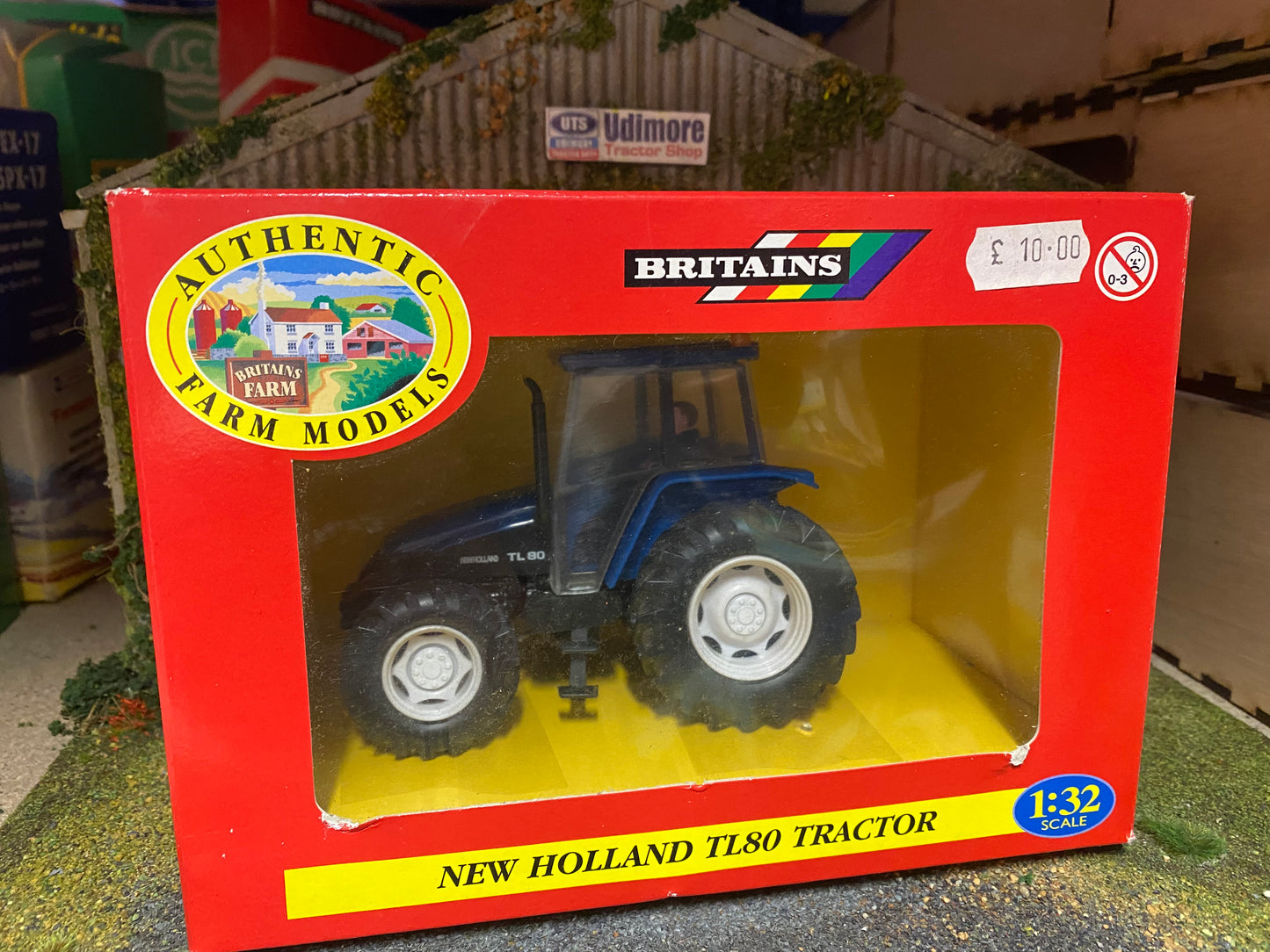 40753 Britains New Holland TL80 Tractor in original Box obsolete VINTAGE