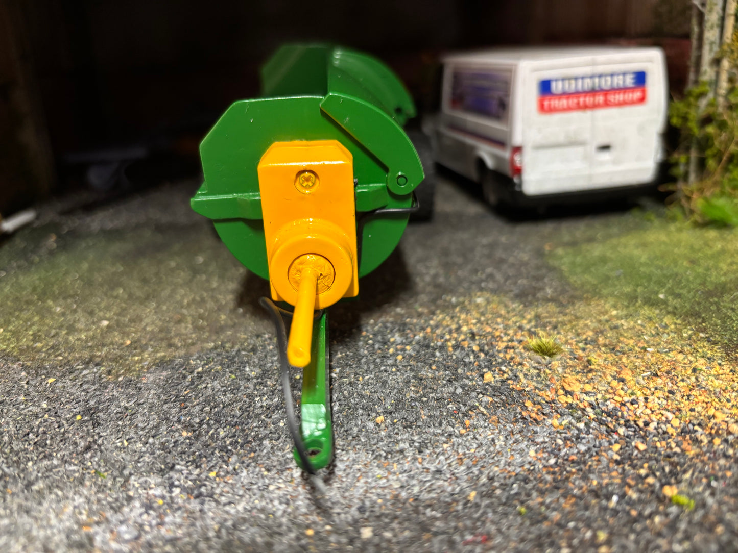 Fraser Manure Spreader by Graham Harold 1:32 scale Conversion Muck