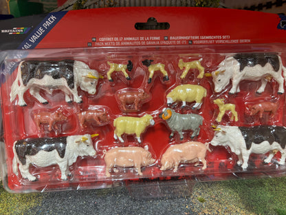 43096 Britains 17 animal set Cows sheep pigs etc 1:32 BOXED