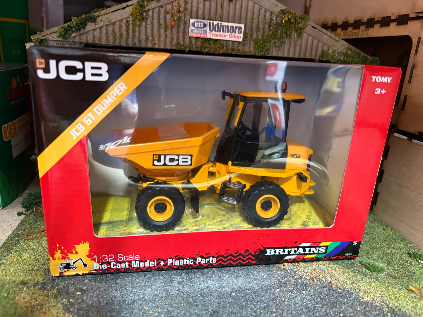 43255 Britains JCB 6T Dumper 1:32 scale New BOXED obsolete