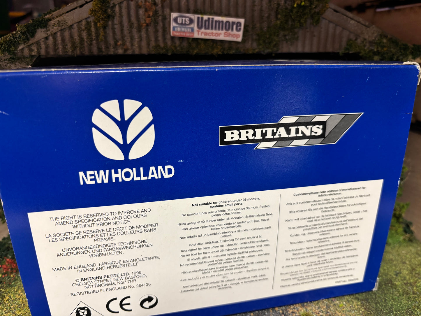 9489 Britains New Holland Fiatagri L85 Tractor in original  DEALER Box obsolete VINTAGE