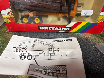 Britains VINTAGE Log Transporter Trailer 1:32 scale boxed obsolete 9533