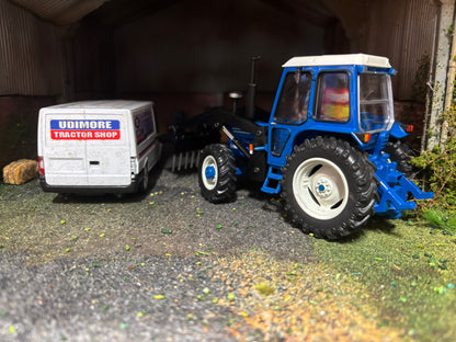 Ford 7600 4wd Tractor with front loader Conversion Muck,manure, Silage Fork 1:32 scale