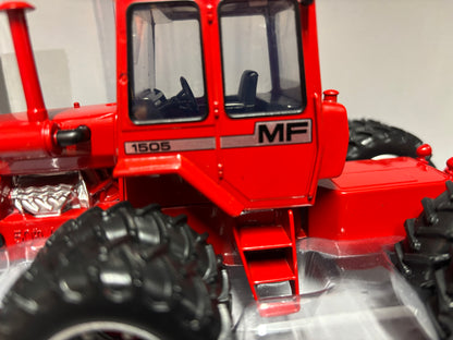 Massey Ferguson 1505 Prestige Tractor duals 1:32 scale ERTL 50 years edition 47559