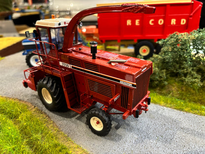 FIATAGRI 7715 Heeston Forage Harvester Limited Edition Stunning in 1:32 scale VKA Models