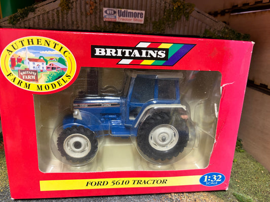 Vintage Britains Ford 5610 Tractor Grey Links 9527 Original Box Obsolete 1:32 Scale – 2000 Version